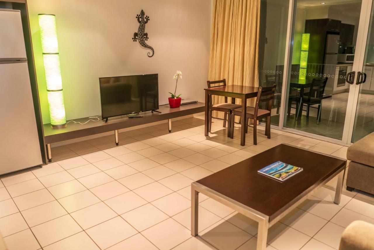 Marina View Apartment แอร์ลีบีช ภายนอก รูปภาพ